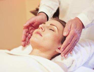 Reiki, die natürlich Heilung